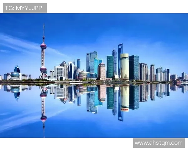 帕奎塔在足球场上的华丽转身与未来发展潜力分析