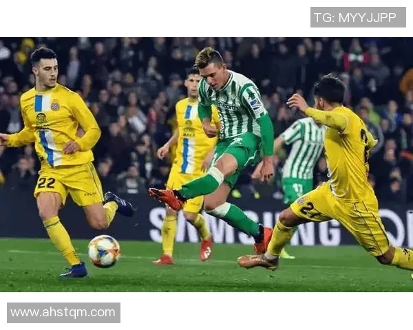 阿尔克青主场迎战福伦丹力争三分冲击联赛前列